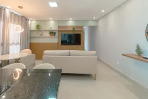 Downtown: 2 Bedrooms, Gym and Garage for 4 - Image 3