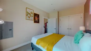 Cozy Modern Home Free Parking - Image 2