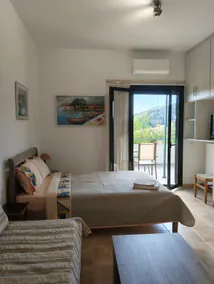 Guest house with beautiful views of Avlonari. - Image 3