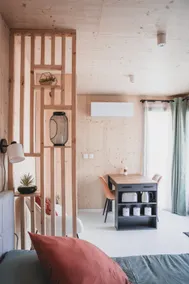 The Studio of the Hamlet - Image 4