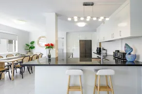 Coolum Holiday Haven - Space, Light & Location - Image 5