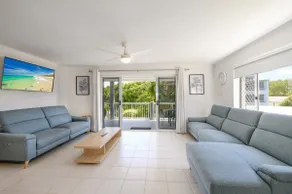 Coolum Holiday Haven - Space, Light & Location - Image 2