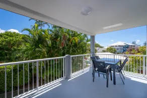 Coolum Holiday Haven - Space, Light & Location - Image 4
