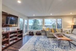 15 min to DT, Hot Tub, Disc Golf, Arcade w/Views - Image 4