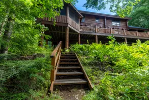 Spectacular Log Cabin at Piseco Lake - Image 3