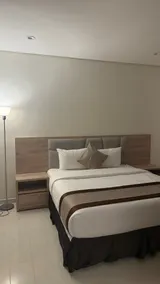 Luxury Suite Room and Lounge 205 - Image 3
