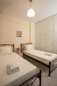 Cosy Apartment in Keratsini - Image 4