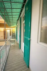 Luino Lakeside Retreat – 2BR with Parking & AC - Image 5