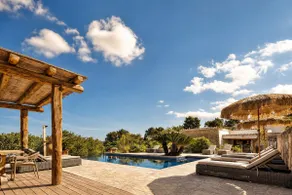ET-0507E Luxurious estate for 8 or 10 people - Image 5