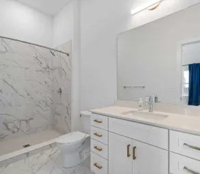 Fantastic 4 Bedroom House near CLT Airport/Uptown - Image 2