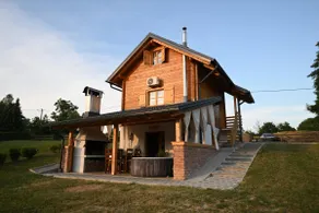 Wooden fairy tale vacation house - Image 4