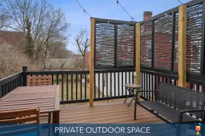 Chic Apt with Private Deck and Parking - Image 4