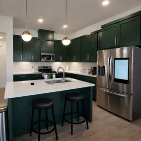 Spacious 3BR/2BA Home – Game Room Included - Image 3