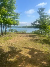 Cozy, spacious 5 bedroom Greers Ferry lake home. - Image 2
