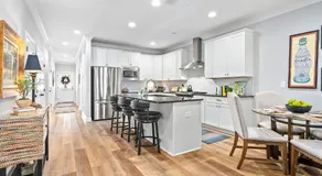 End-Unit 3BR Townhouse w/ Pool Access - Image 3