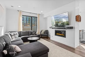 Modern & Spacious Denver Condo - Near Regis Un. - Image 3