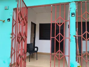 Lad's Beach Apartment - Image 4