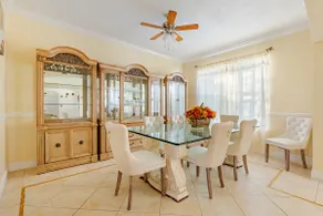 Luxury Getaway Near Winter Garden Downtown, Disney - Image 2