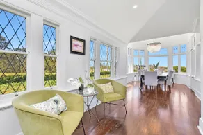 Merewether House 1910 - Iconic and Luxury Home - Image 2