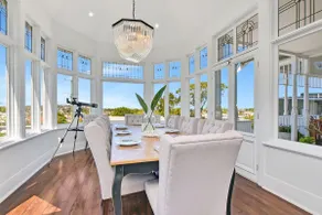Merewether House 1910 - Iconic and Luxury Home - Image 4