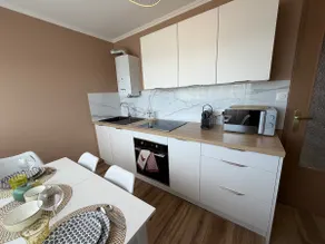 New apartment, close to highway, easy parking - Image 5