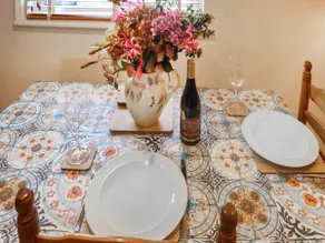 Snowdrop Cottage - Image 3