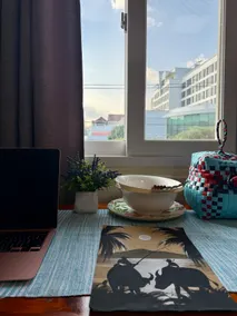 Comfy & Simple Apartment - Perfect Location - Image 2