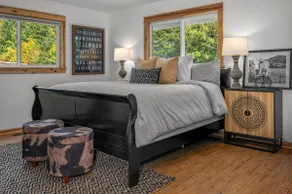 Stylish, Modern, Farmhouse Retreat! - Image 5