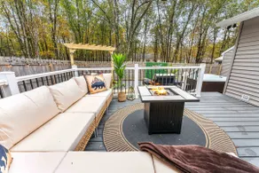 Charming Cabin in the Woods w/Hot tub & Firepit - Image 4