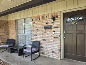 *Cozy On-the-Go Workers 3/2 Home* - Image 2