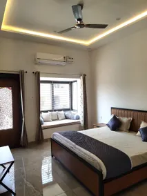3 BHK Pushp-Raj 2400ft² : Rooftop+ Garden+ Parking - Image 4