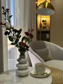 Modern hotel studio with self check-in and a view of the Akda Mountains - Image 3