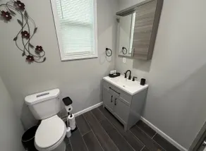 Newly Renovated Cozy Home in Downtown Scranton 4BD - Image 5