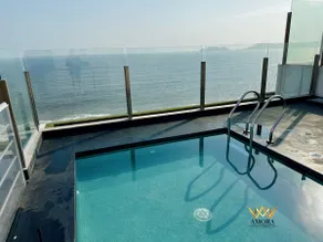 Beachfront stay with private balcony 100.6 - Image 3