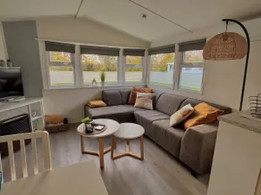 Chalet in Koudum, Friesland - Image 2