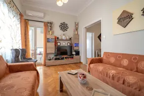 Attiki Haven - 4BR Stay - Steps from Metro by ΜΡS - Image 5