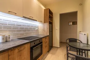 Prime 2BR Apartment Next to Kallimarmaro Stadium - Image 3