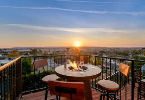 5BR Mission Hills-Old Town Home w/ Stunning Views - Image 3
