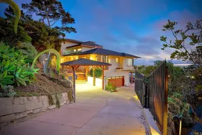 5BR Mission Hills-Old Town Home w/ Stunning Views - Image 2