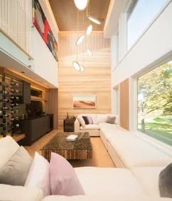 Modern Luxury Retreat in the Heart of Toronto - Image 4