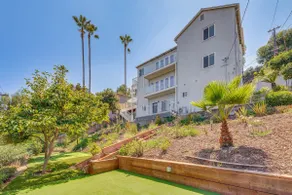 Enchanting 4-bdrm house with view in Pasadena - Image 2