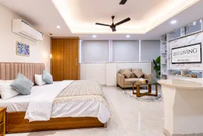 The Luxe Studio Retreat | Private Couple Jacuzzi - Image 4