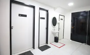 Functional furnished mini studio with kitchen and full bathroom, sleeps 3 - Image 4
