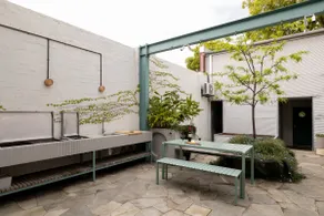 Modern 4BD in Seddon | Family-Friendly Near CBD - Image 4