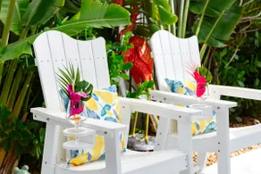 • The Bird • 3 blocks to beach-Heated Pool-Hot Tub - Image 2