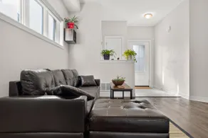 4BR Niagara Retreat | Awarenessome Oasis - Image 5