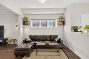 4BR Niagara Retreat | Awarenessome Oasis - Image 2