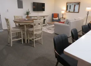 Executive Suite @ Heart of the Brick Dist. Lofts - Image 2