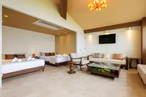 [Ocean View] Large hot tub & private BBQ space / Maximum occupancy 8 people - Image 2