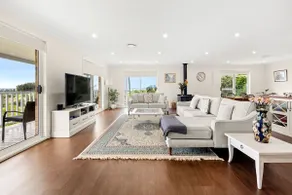 Olive Grove - Pet Friendly with Fireplace - Image 2